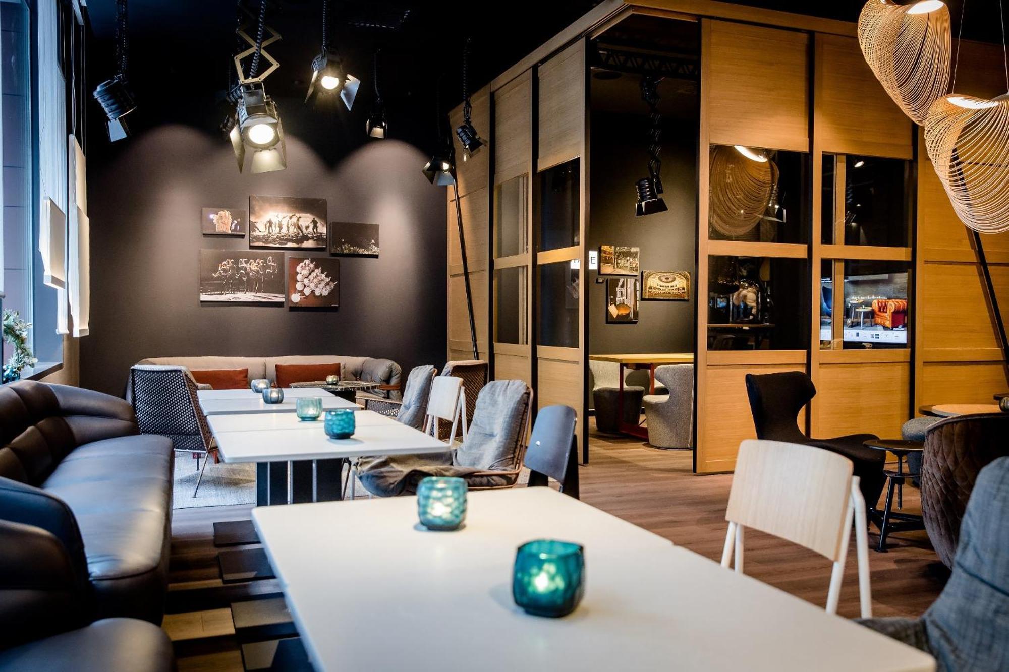 Motel One Stuttgart-Mitte Buitenkant foto