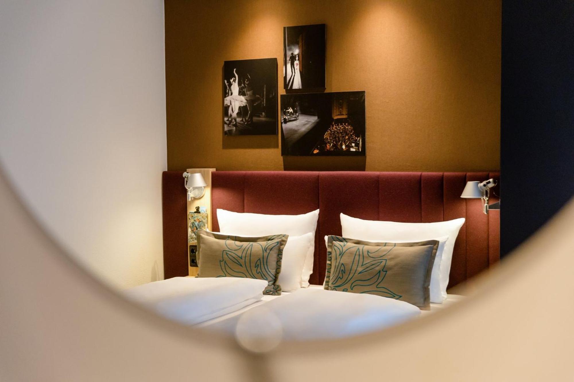Motel One Stuttgart-Mitte Buitenkant foto